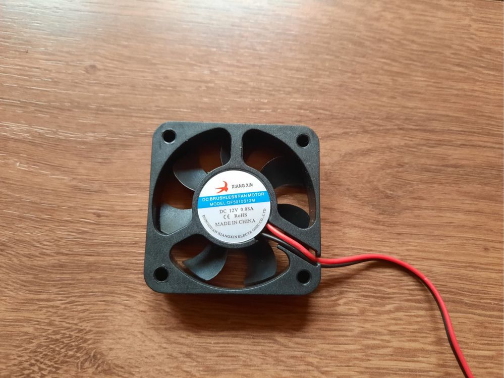 Fan / ventoinha para PC (Thermaltake e Noiseblocker)