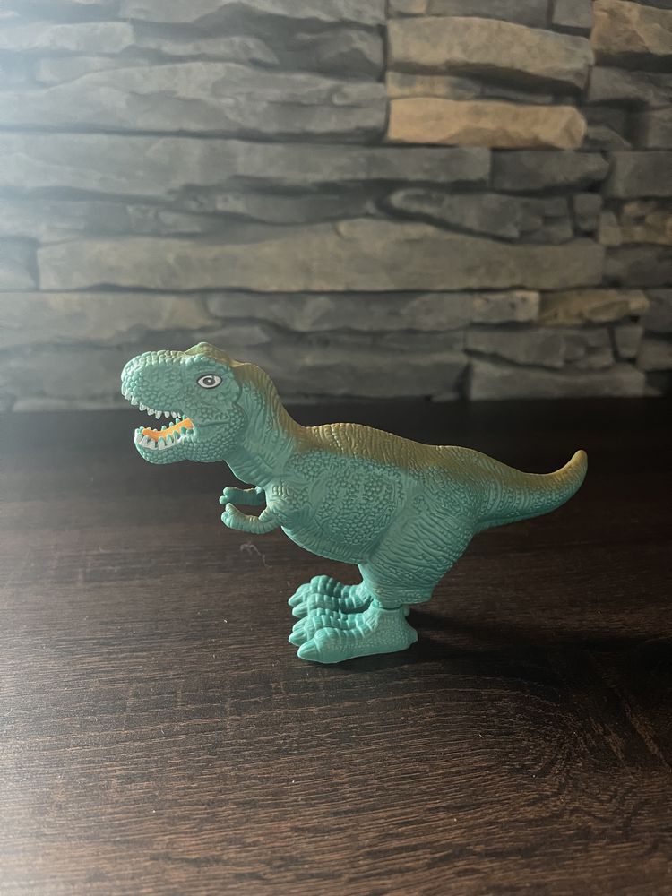 Dinozaur nakręcany