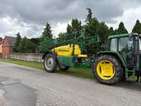Opryskiwacz john deere 732 . Koła 300/95/46 lub 520/70/38