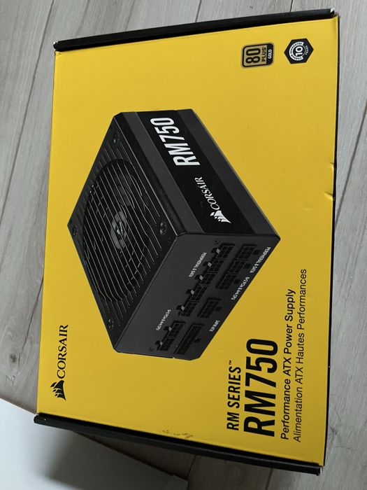 Zasilacz Corsair RM750