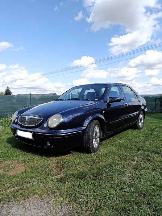 Lancia Lybra 2000 jtd