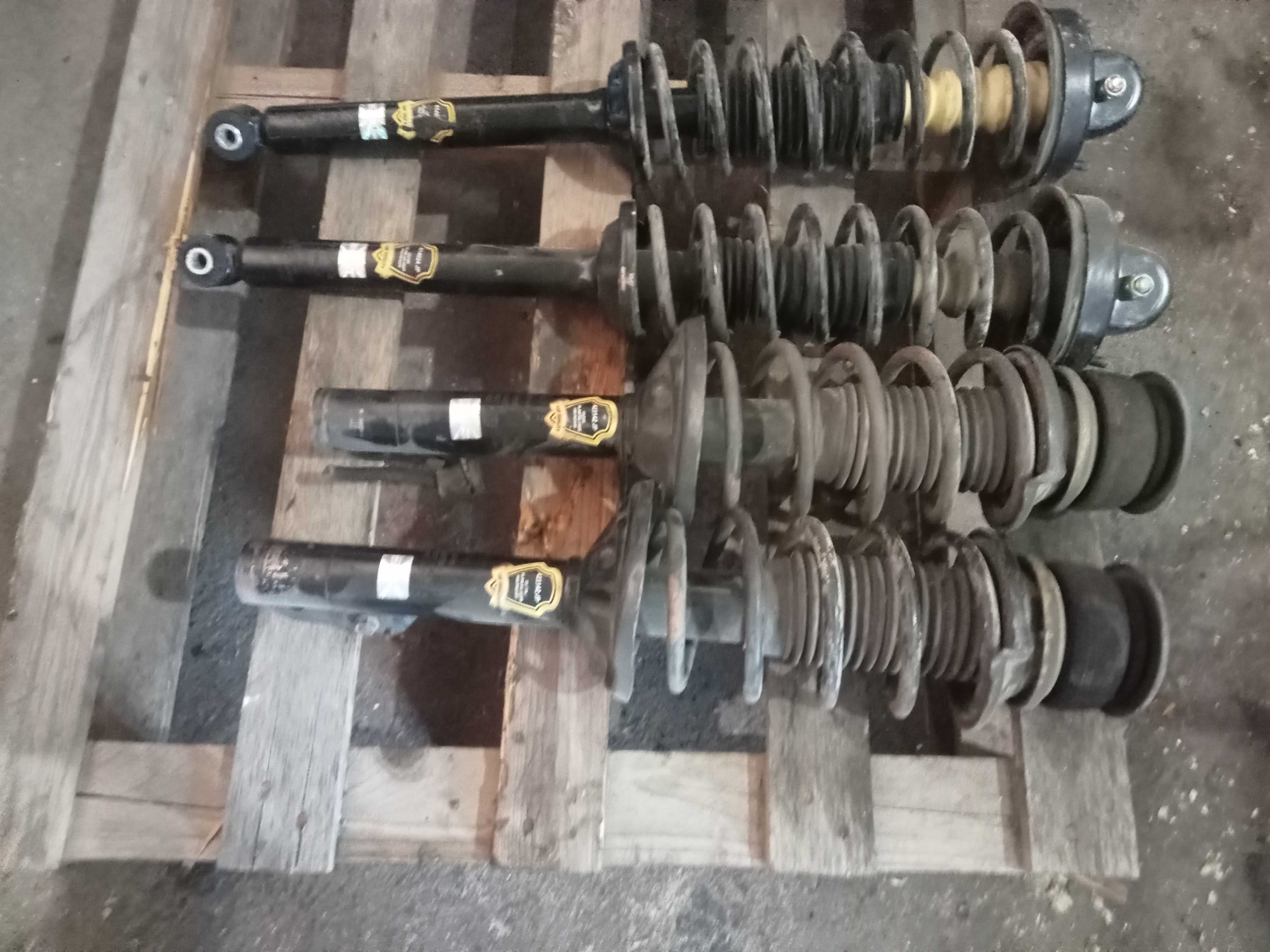 ref14c conjunto de 4 amortecedores