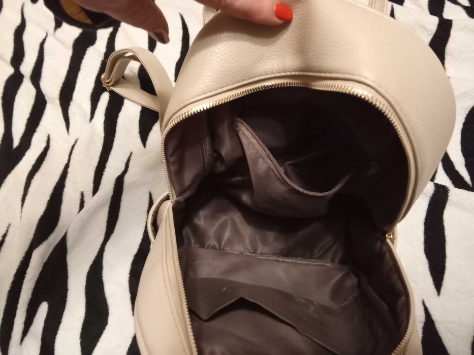 Продам женский рюкзак