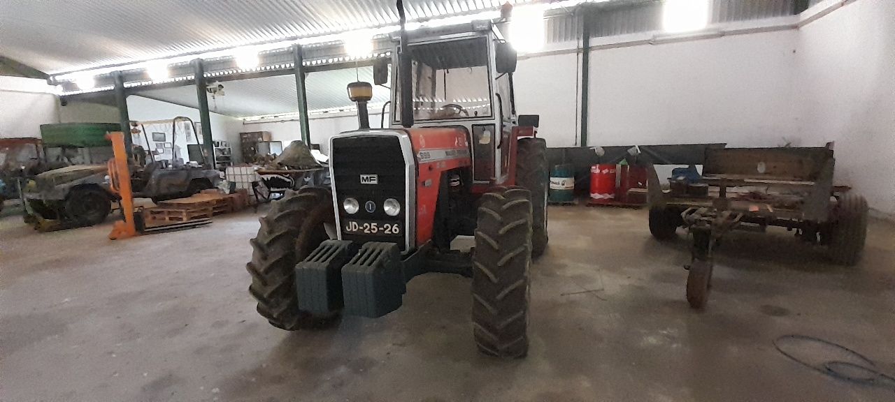 Tractor Massey Ferguson 699