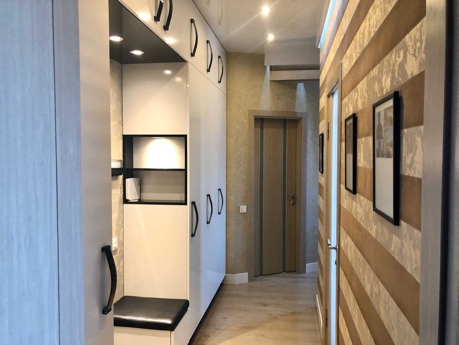 Сдам Видовую  2кв 60кв.м в Центре, Напротив ТРЦ Никольский