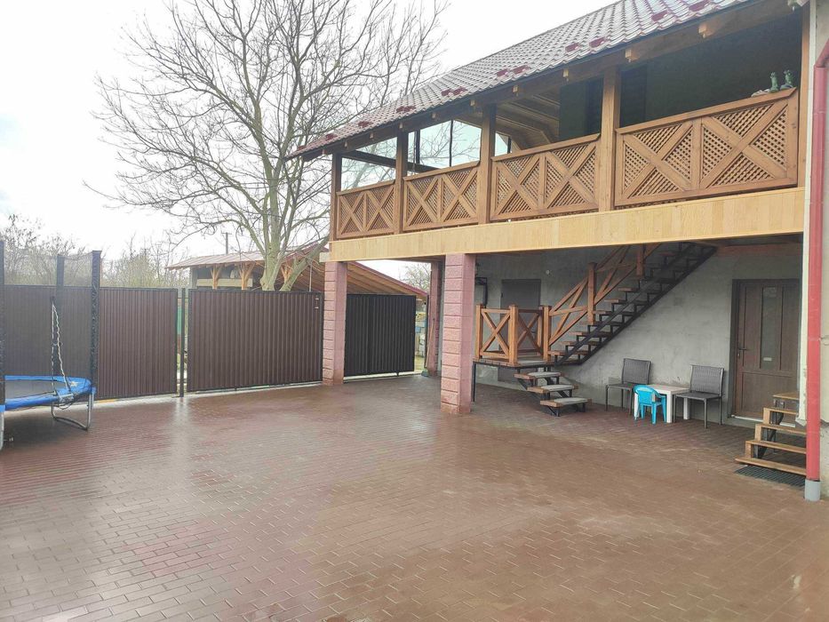 2-х поверховий сімейний будинок