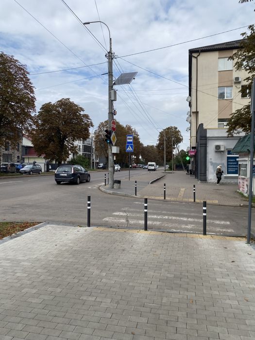 Здається окреме приміщення, район 12 школа.