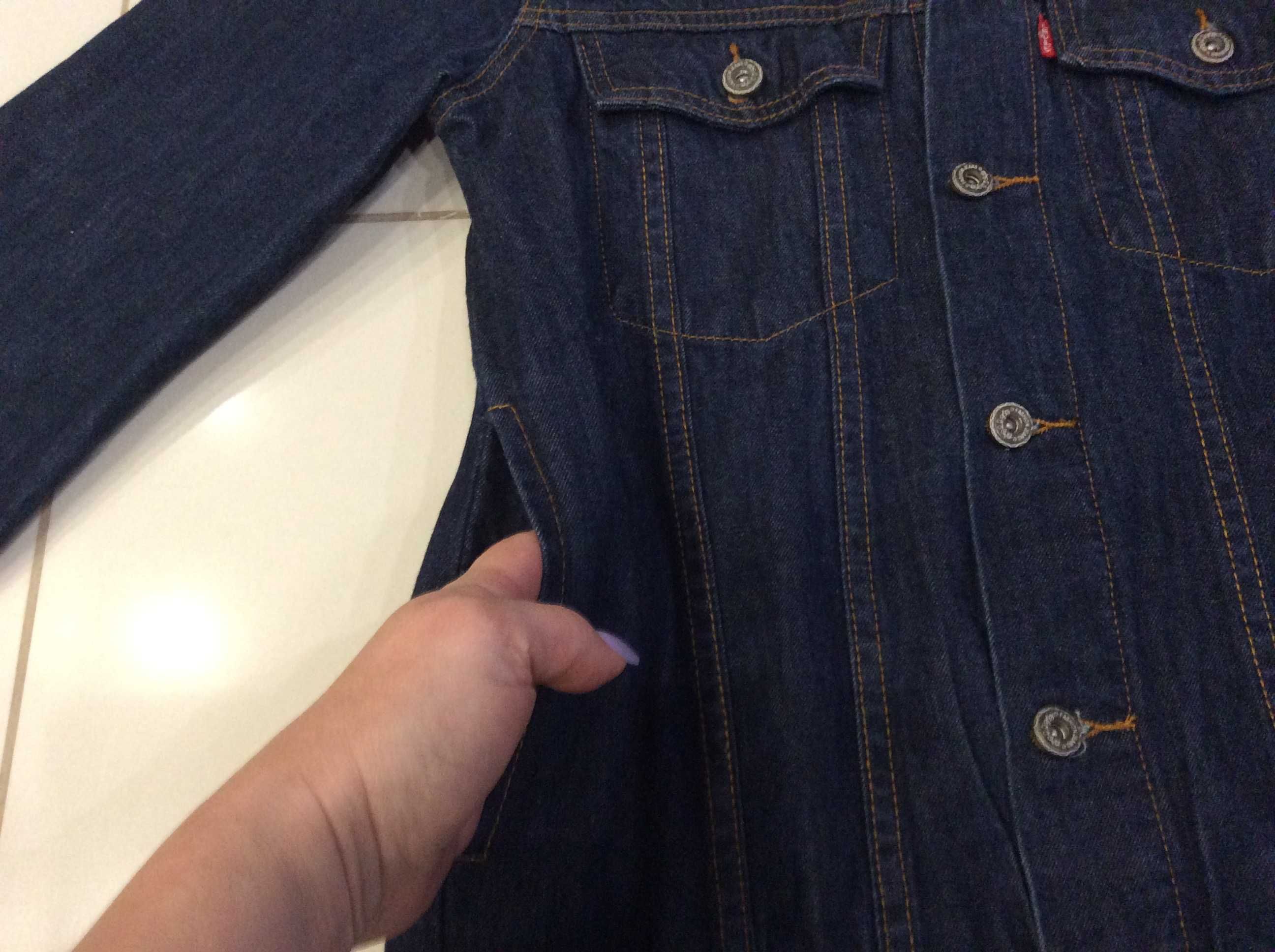 Джинсовая куртка Levis (М-L)