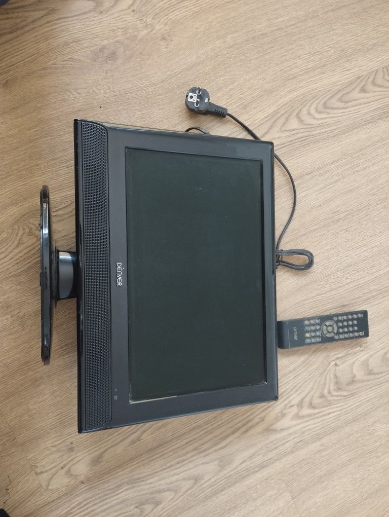 Telewizor Denver 15.4 LCD TV