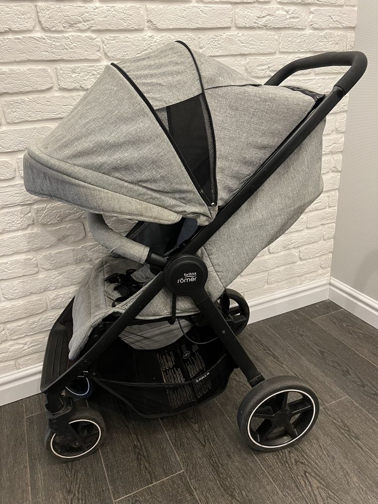 Прогулянкова коляска Britax Römer B-Agile M