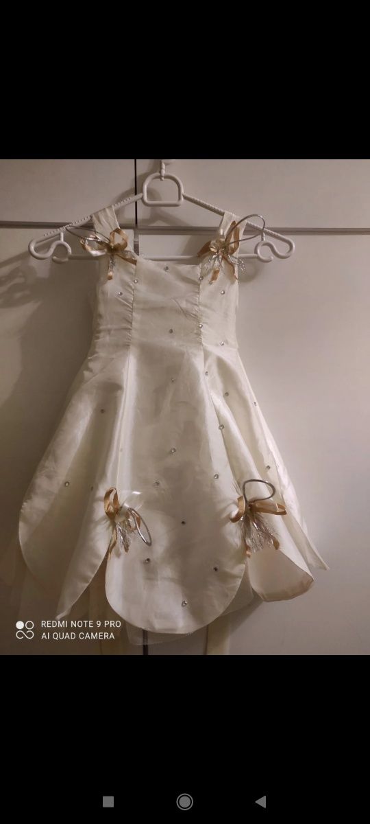 Suknia balowa dla małej księżniczki