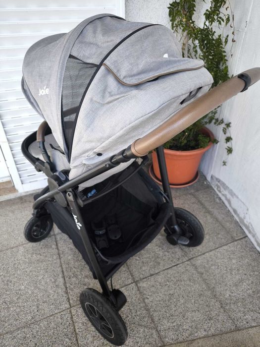Conjunto Joie: Carrinho Versatrax + Ovo i-Snug