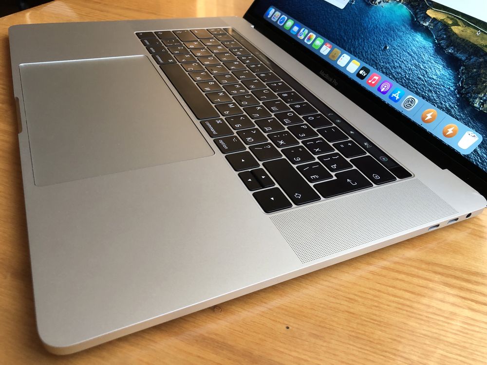 Apple Macbook A1707 16/512Gb