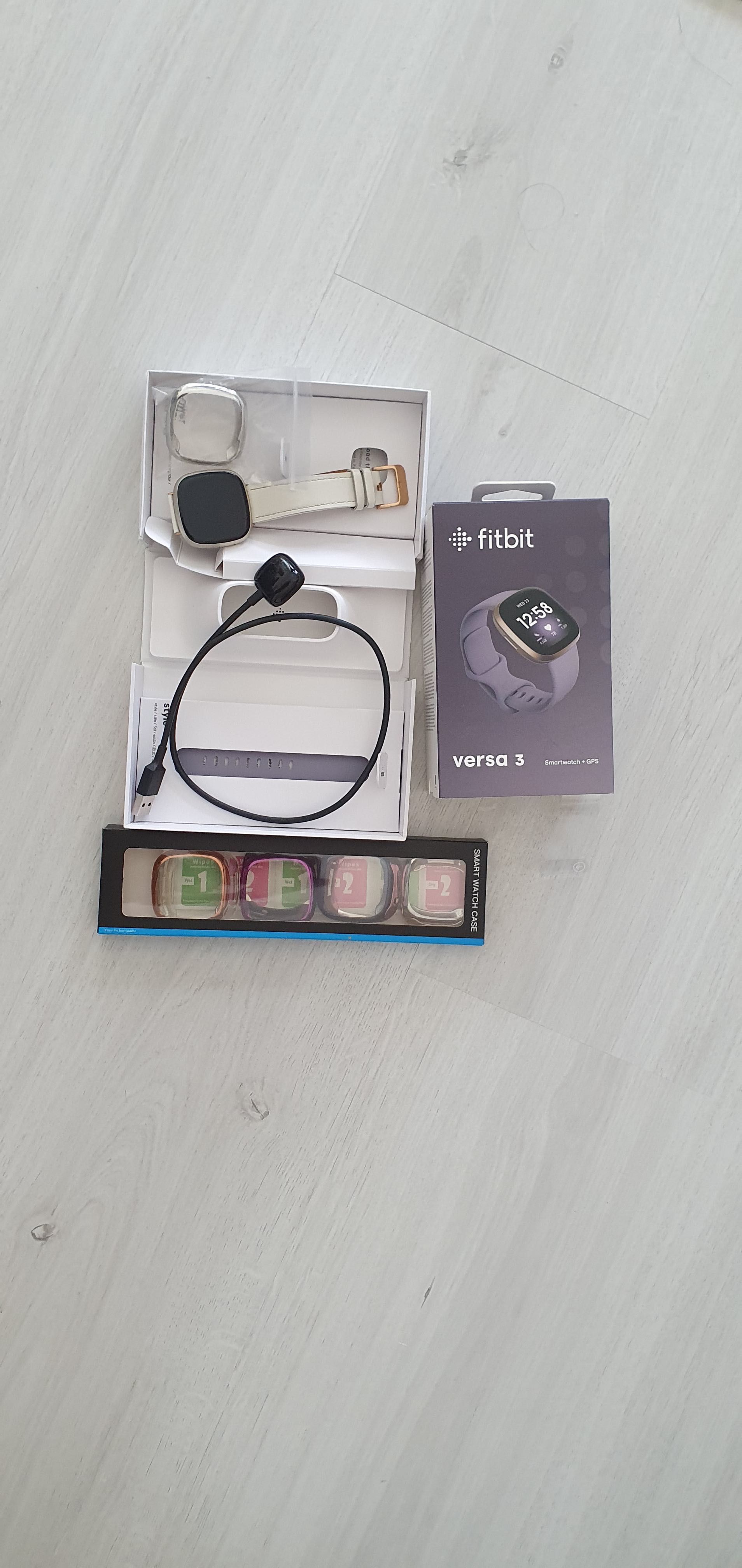 Fitbit Versa 3 como novo com capas e braceletes