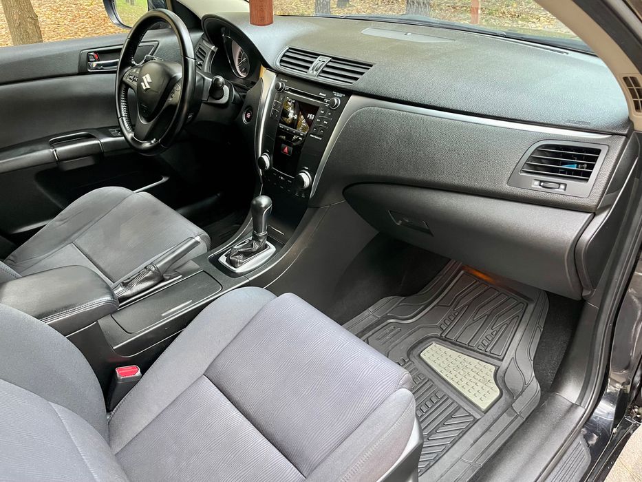 Suzuki Kizashi 2.4 Газ/Бензин Автомат AWD повний привід