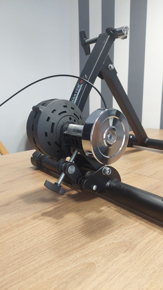 Trenażer Rowerowy X-06 MASTER (MAS-X06)