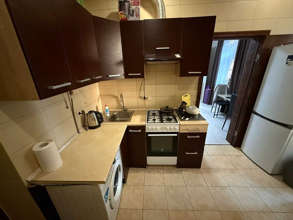 Класна маленька однокімнатна квартира з ремонтом!!