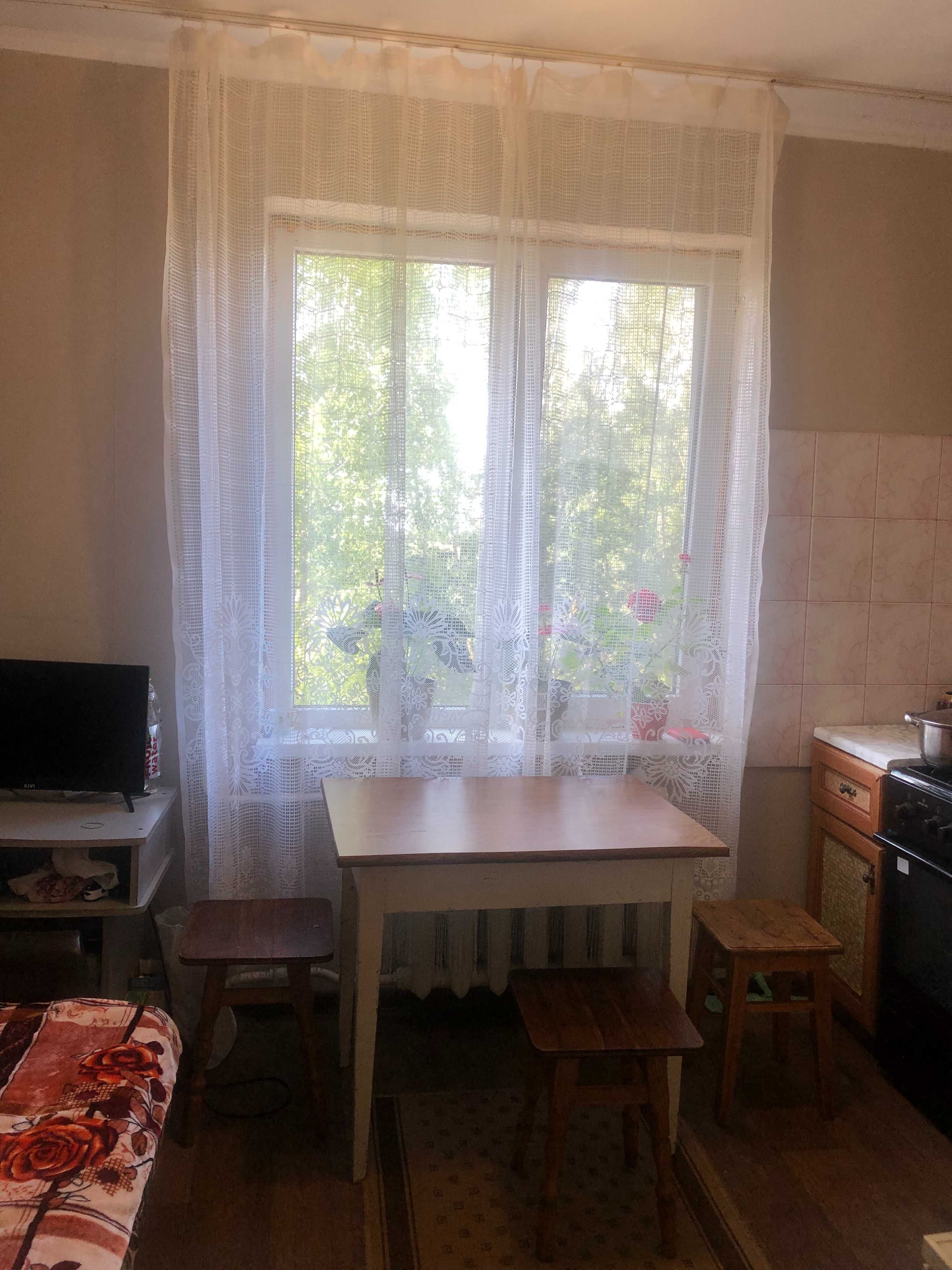 ПРОДАМ: 1-но к.кв.,5 этаж,кухня-9м,комната-18м. Цена: 22.000т.