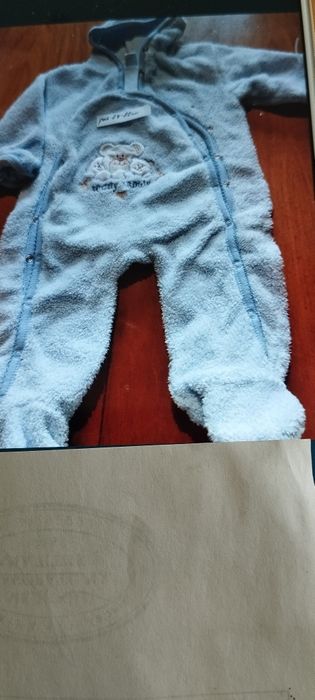 Детские комбинезоны зимние и летние.