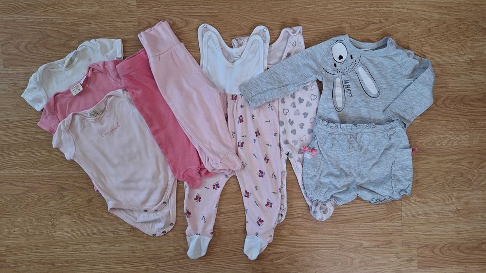 Paka ubranek dla dziewczynki 74