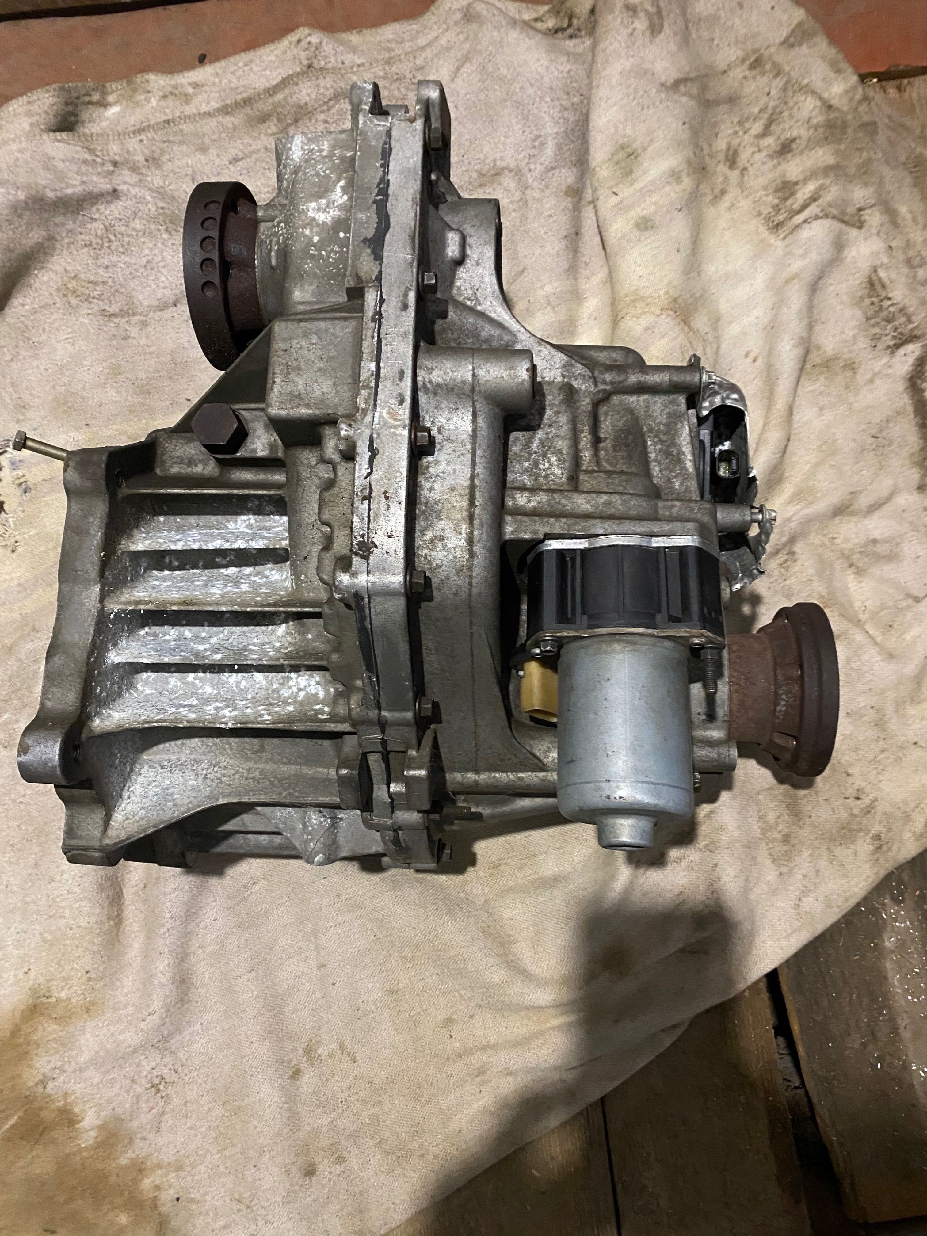 Роздаточна коробка JEEP GRAND CHEROKEE WK2 3,6