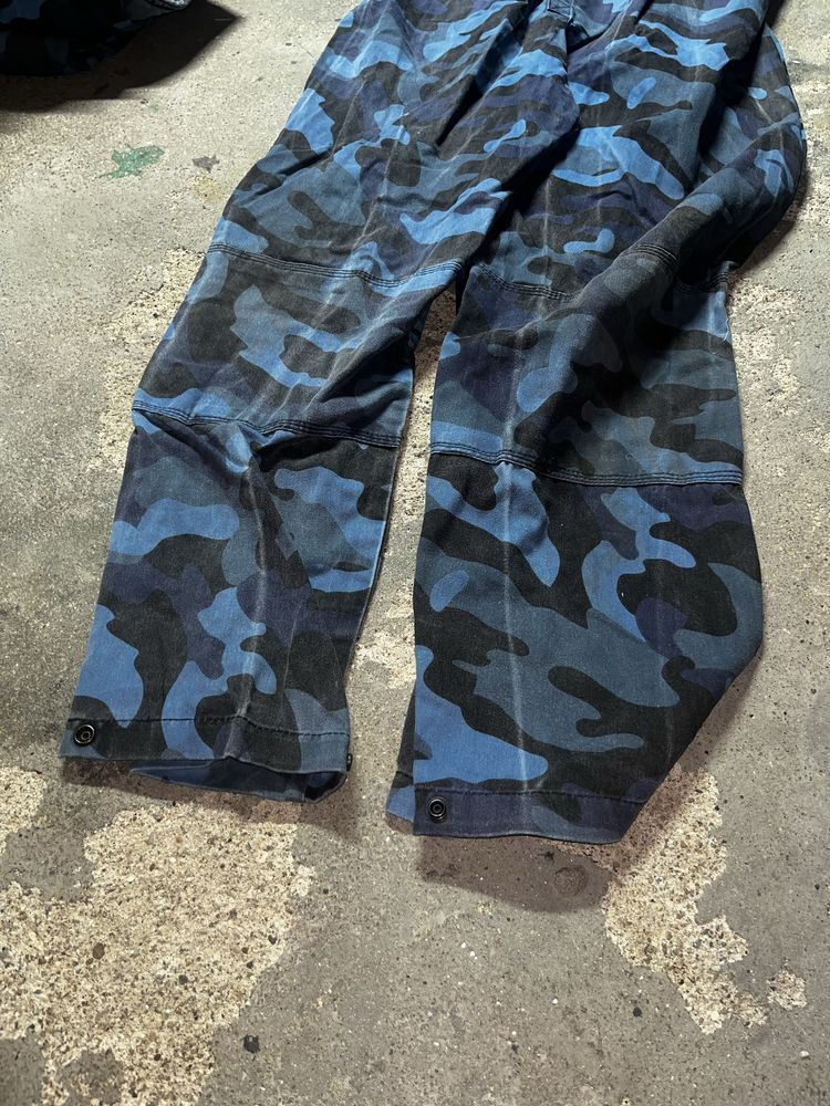 Uniforme camuflado azul