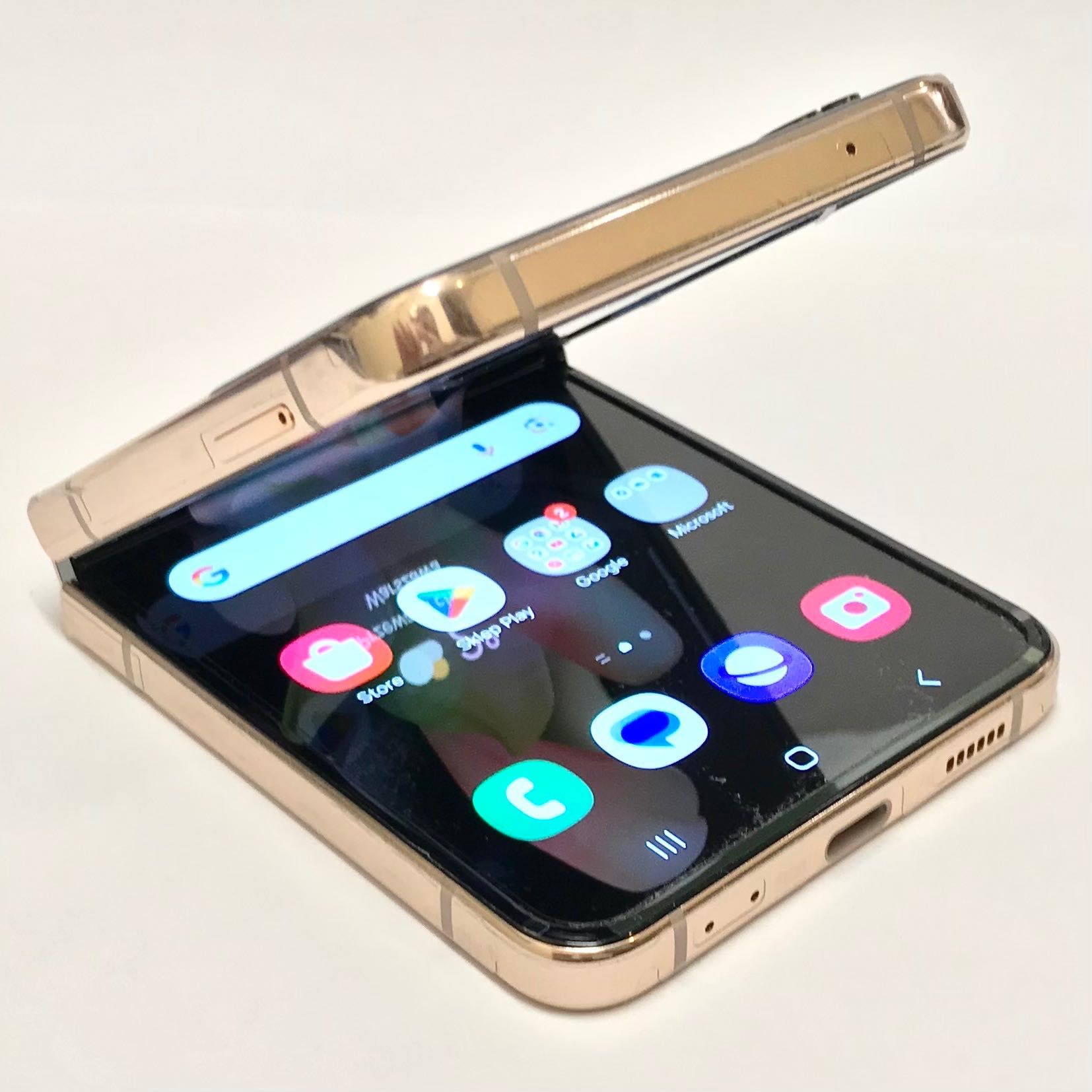 SAMSUNG Galaxy Z Flip4 5G 8-128GB Smartfon F721B bez pudełka NOWY