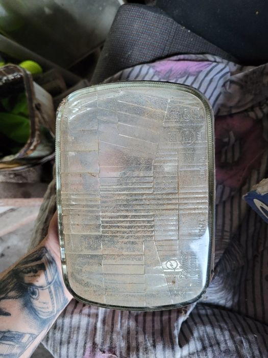 Reflektor do fiata 126 p