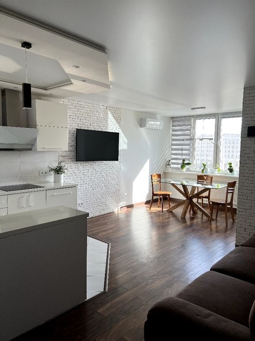 Ціну знижено! Продається двохкімнатна квартира по вул. Дашкевича,3.