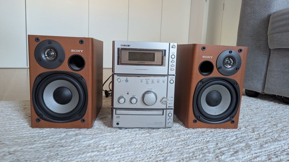 Sony HCD-CPX1 – Aparelhagem com colunas originais

Vendo sistema Sony