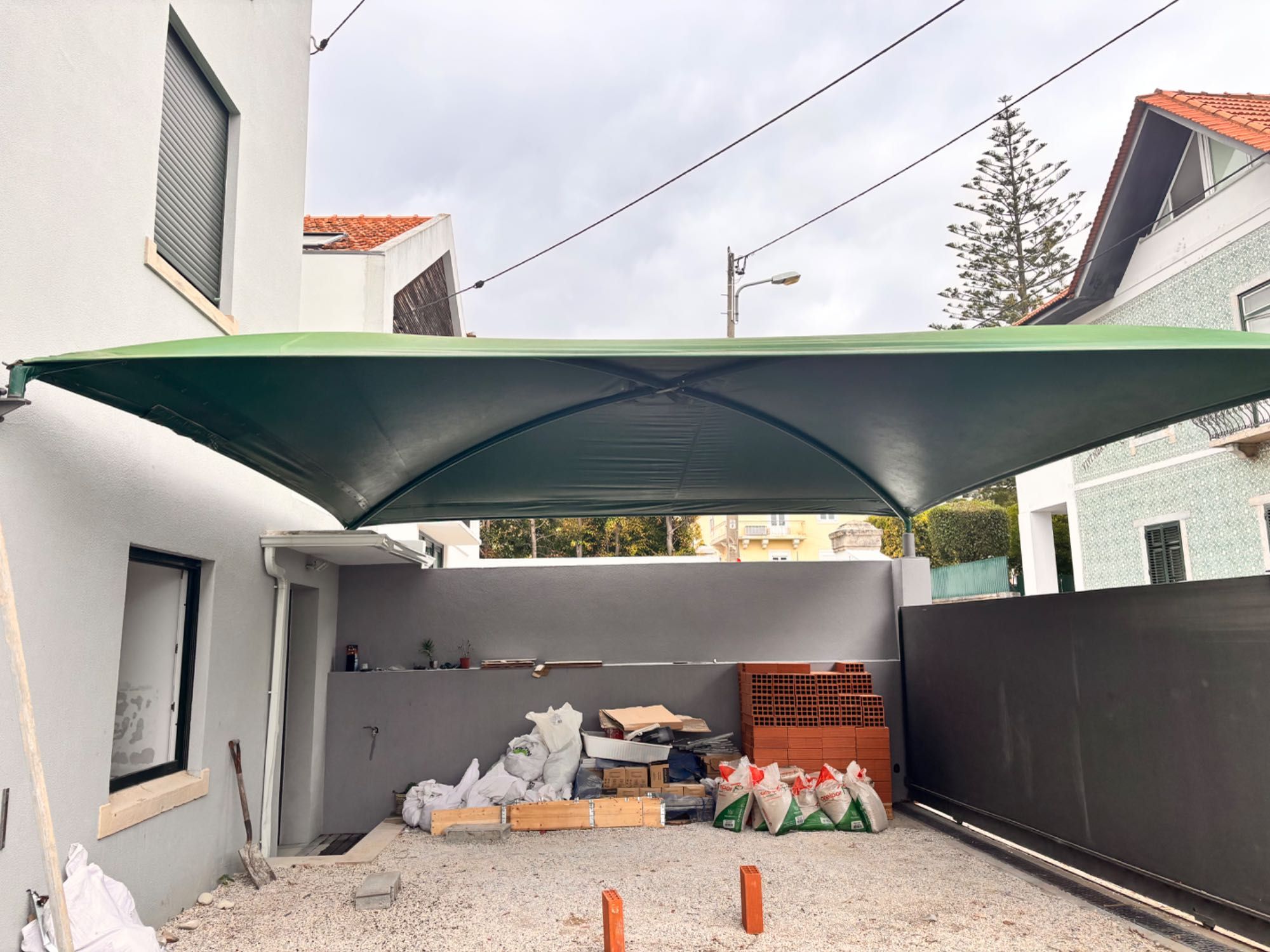 Toldo para cobertura / garagem / estacionamento