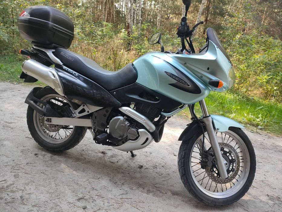 Suzuki XF 650 Freewind