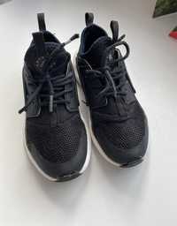 Кросівки Nike huarache 31 розмір