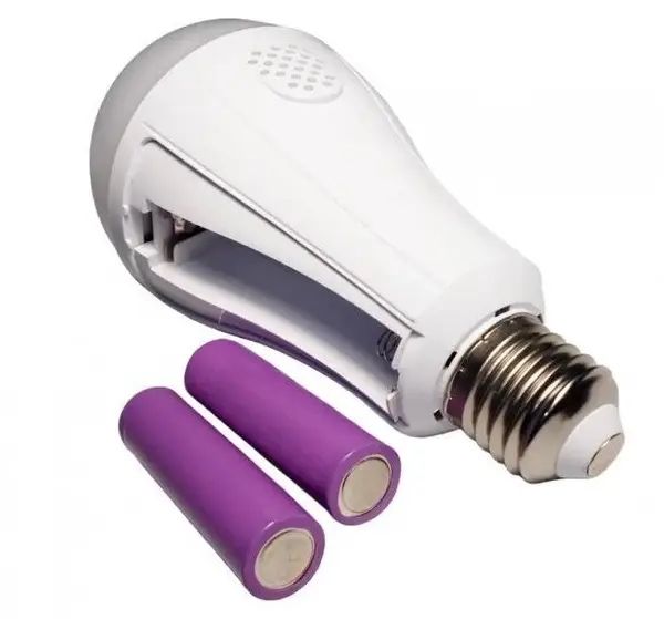 Лампочка с 2 аккумуляторами 2x18650 20w белый