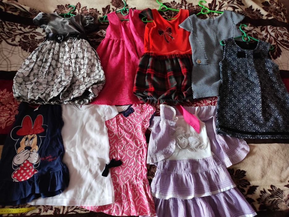 Плаття 3-4 роки (святкове, тепле, літнє)