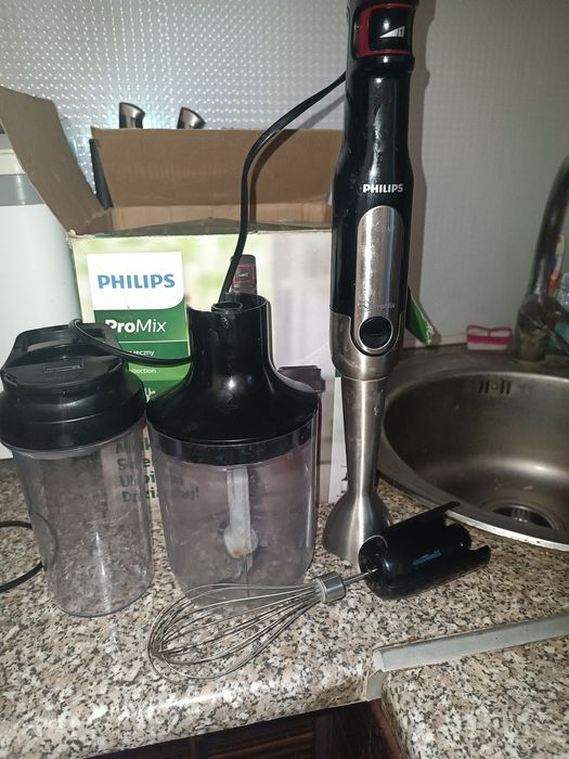 Блендер Philips 800 w