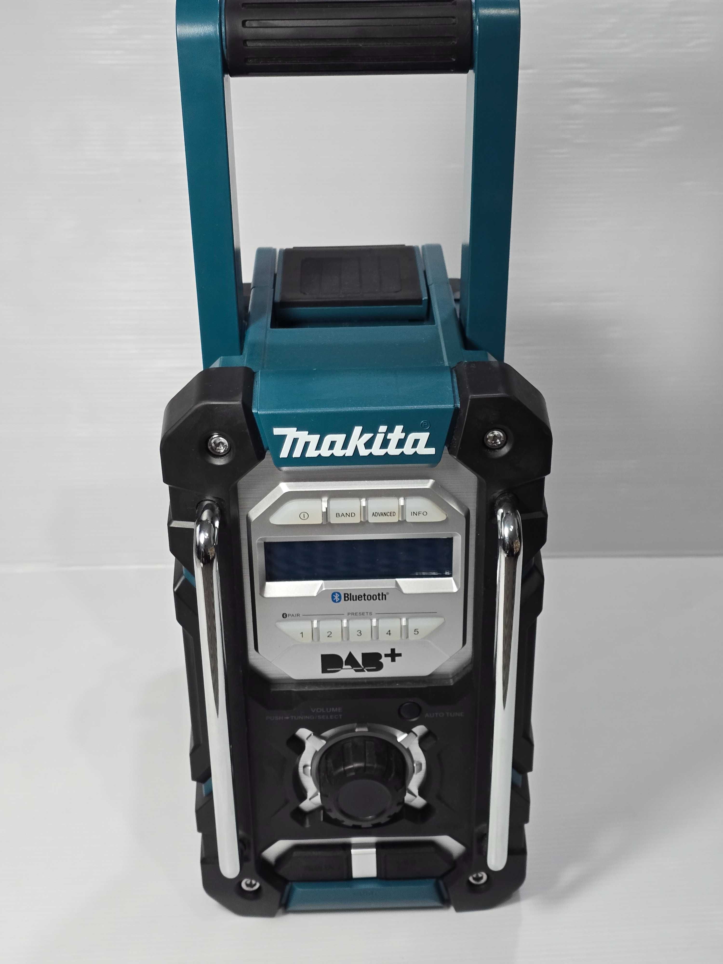 Radio budowlane Makita DMR112 Odbiornik Radiowy Bluetooth Akumulator