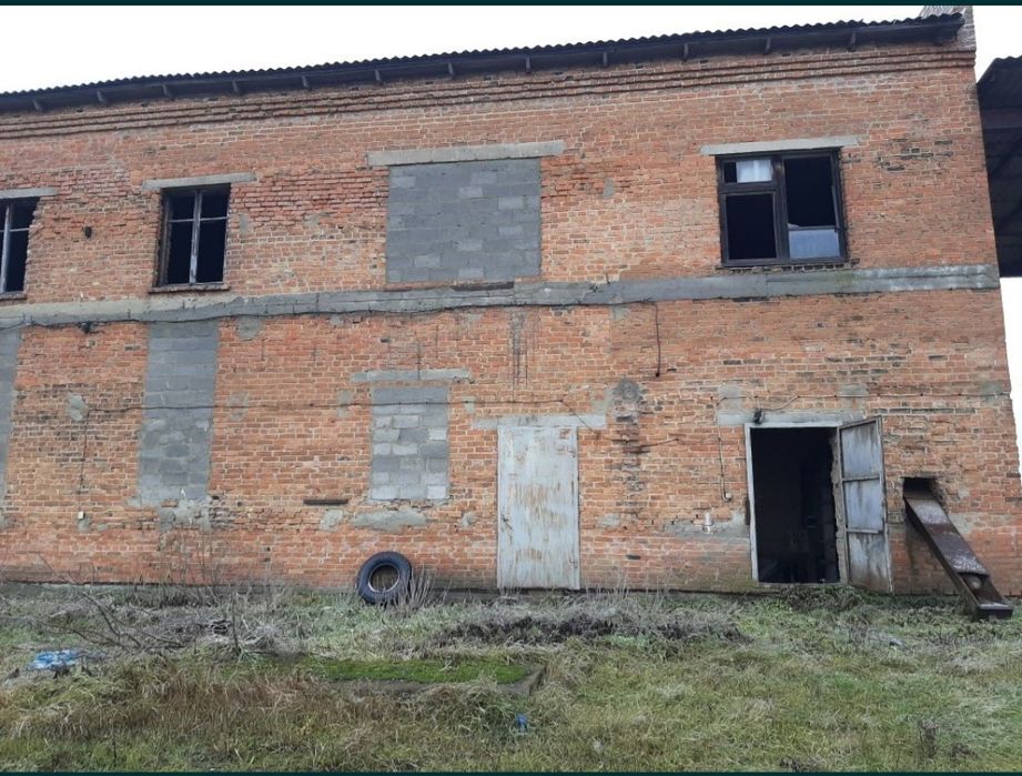 Комерційне приміщення під бізнес