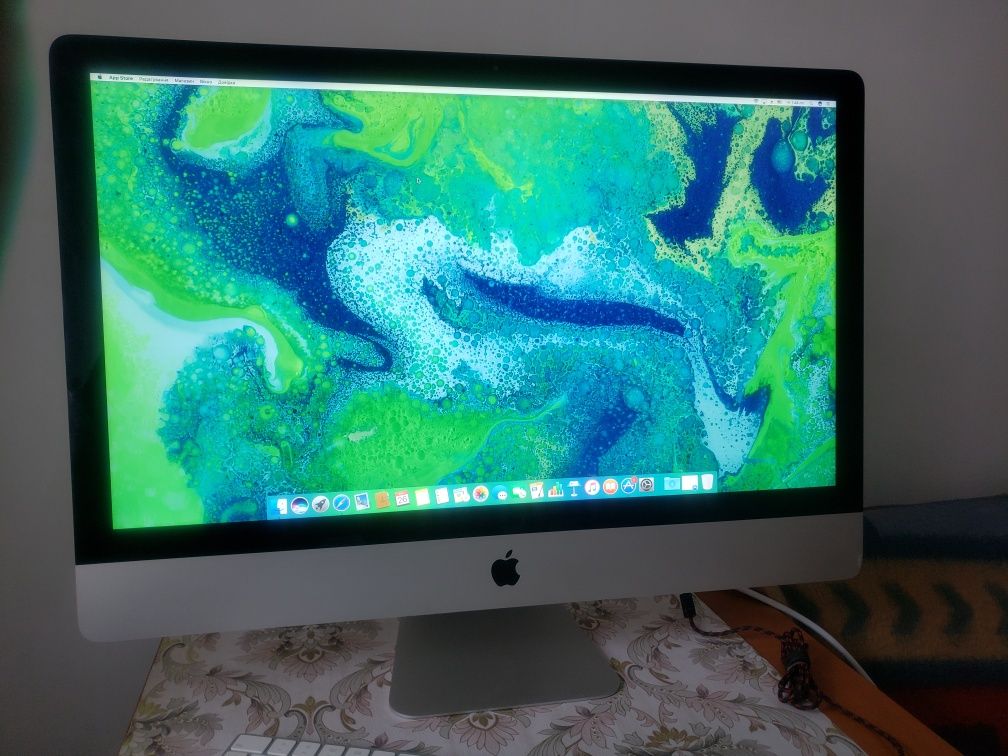 Apple iMac Late 2013 21.5 i5 8Gb RAM 3Tb HDD