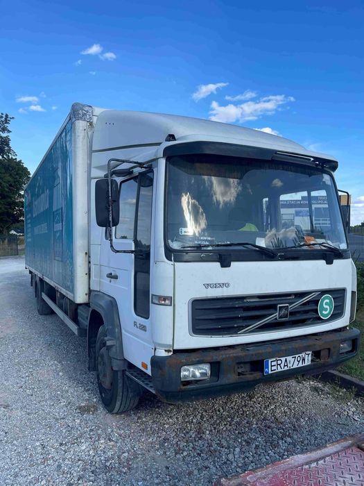 Volvo FL220 Rok 2002