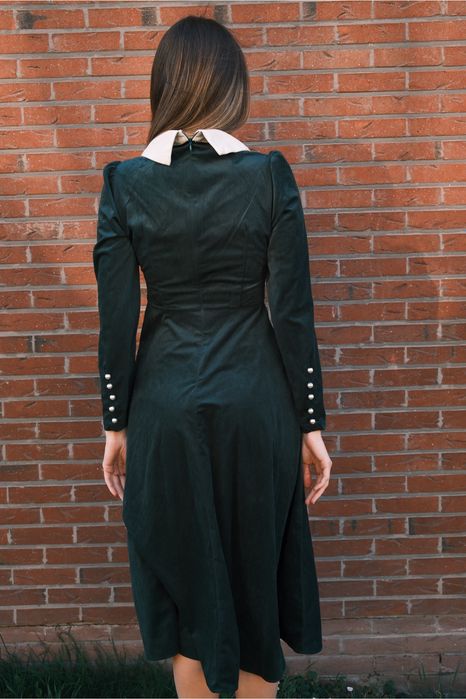 Сукня плаття з вишитим коміром вінтаж