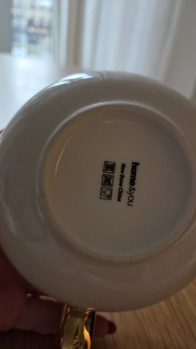 Kubki home and you ze złotym uchwytem duze