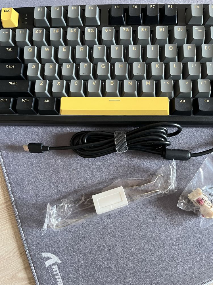 Механічна клавіатура attack shark x87 з RGB та HotSwap