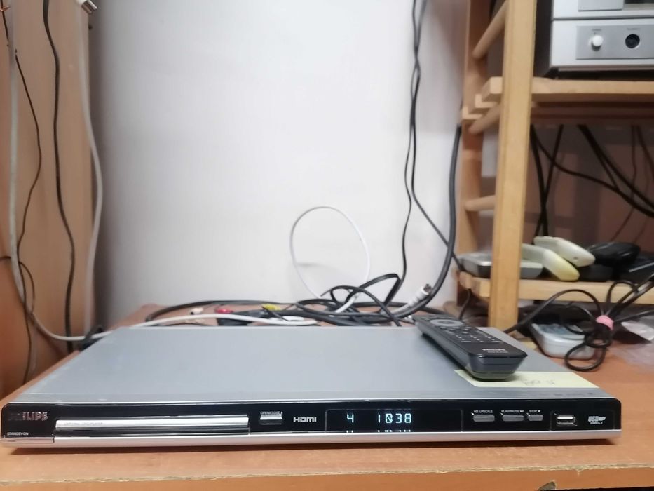 Odtwarzacz CD/DVD Philips DVP 5960 HDMI pilot