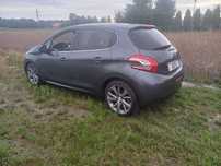 Peugeot 208 2013r-1.6HDI-148000km-panoramadach-klimatronic-alumfelgi