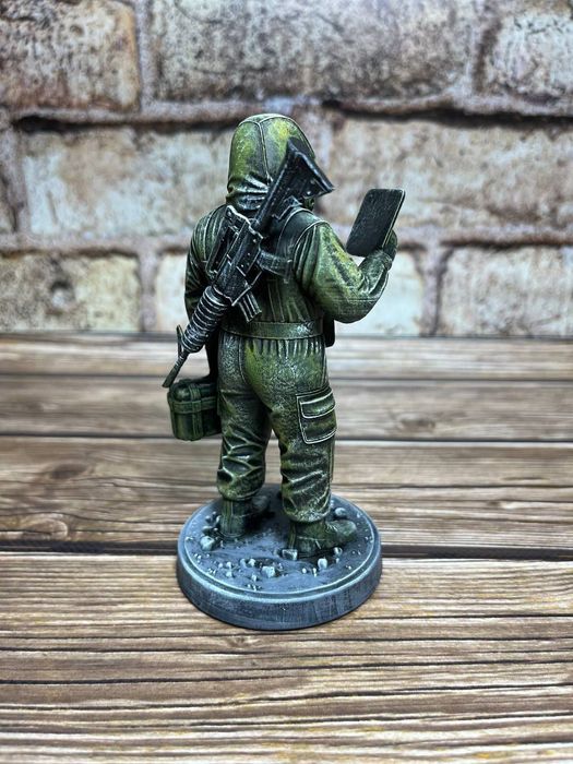 Сувенір "Військовий РХБЗ" 

Пропоную сувенір "