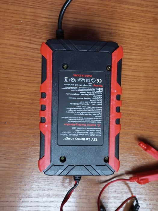 Зарядное устройство для Аккумуляторов