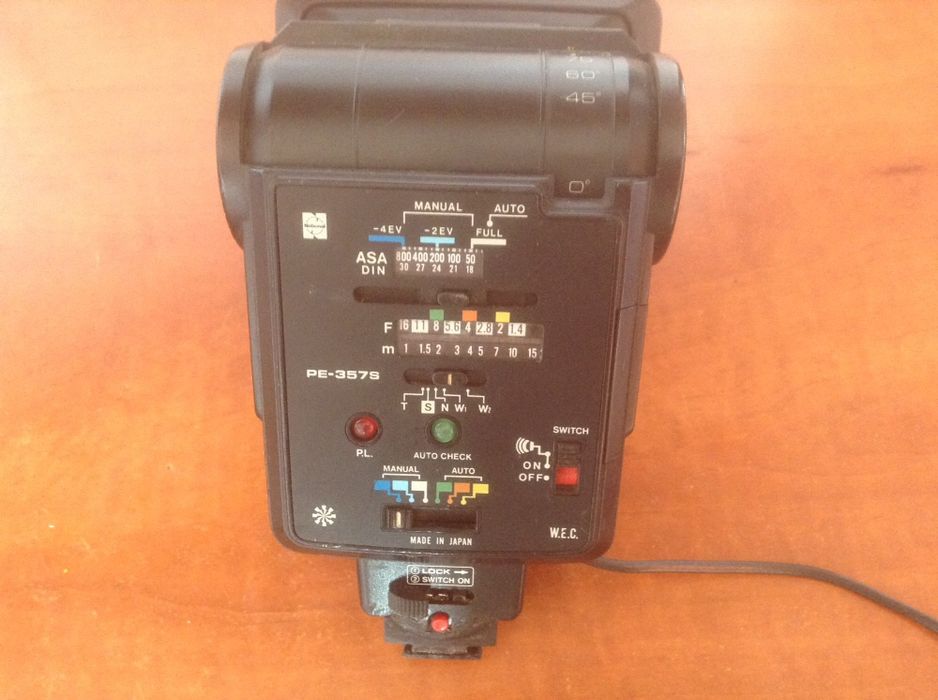 Фотоспалахі різні