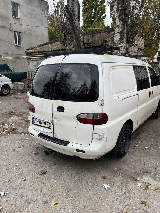 Автомобіль Hyundai h100