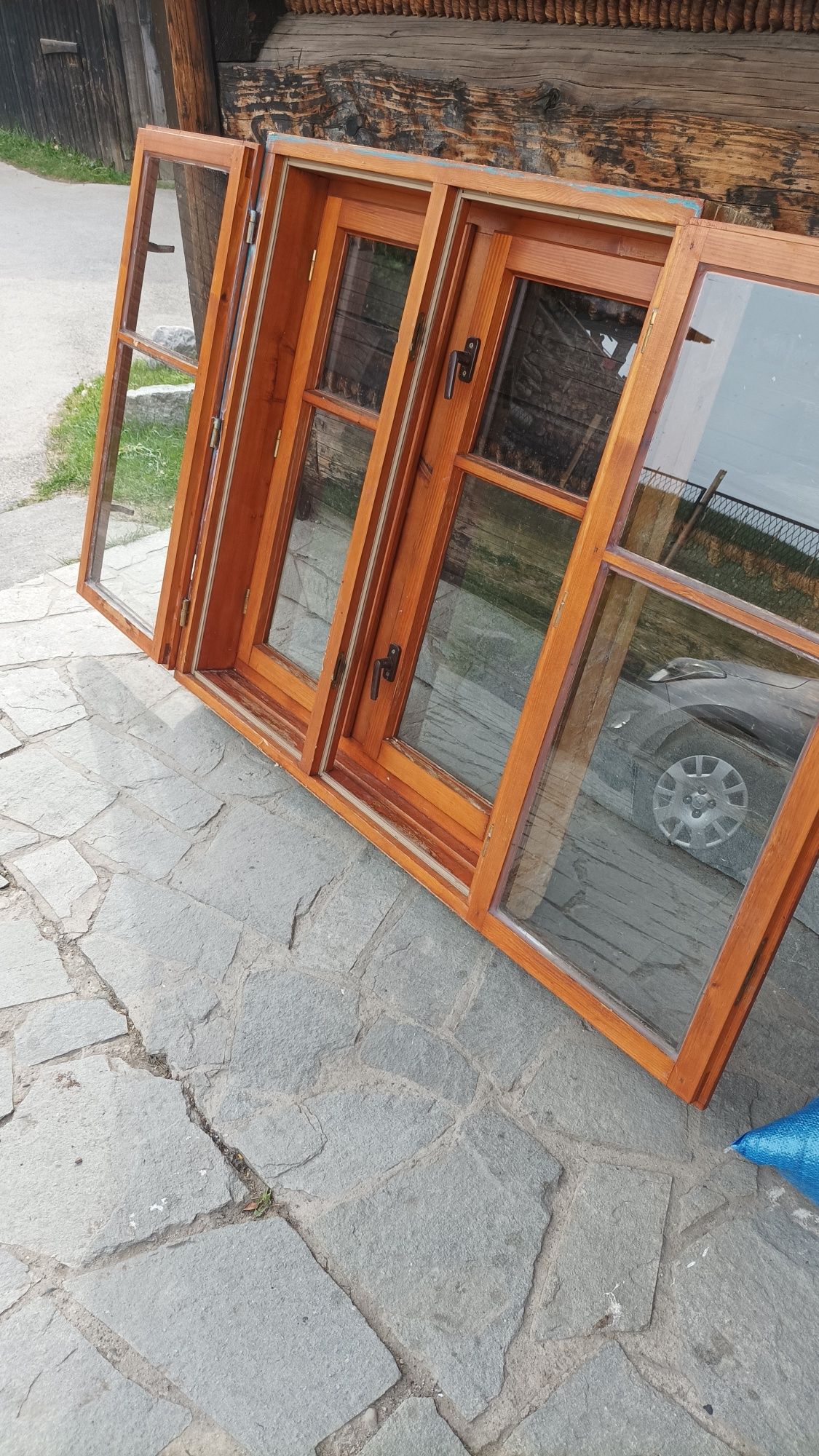Okno drewniane kastlikowe